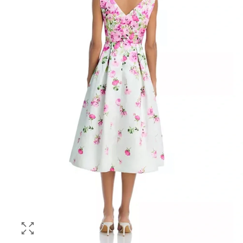 Eliza J Floral Pink Sleeveless Fit & Flare Dress size 4 NEVER WORN - Picture 3 of 5